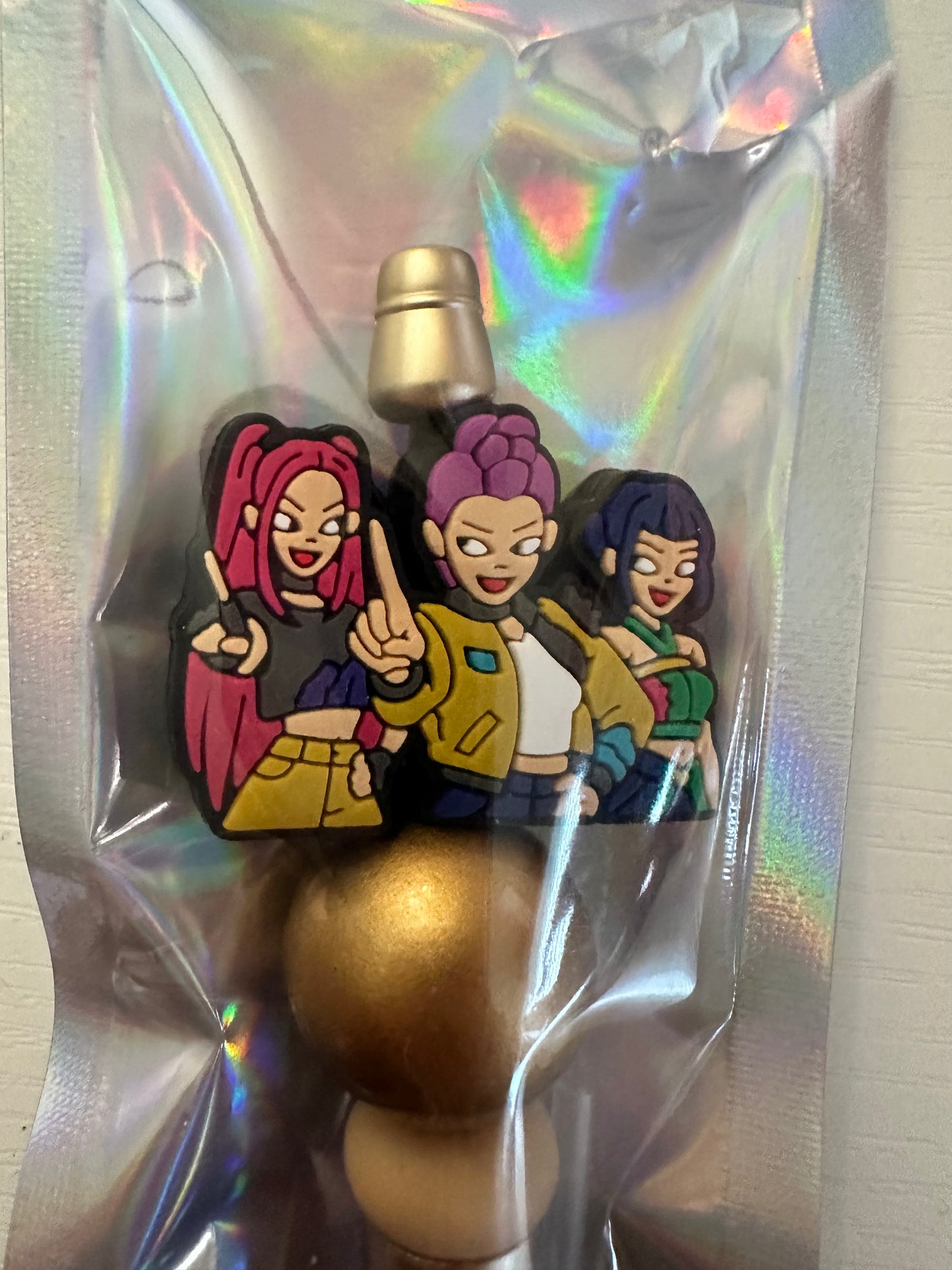 SPECIALTY PENS AND BOX CUTTERS